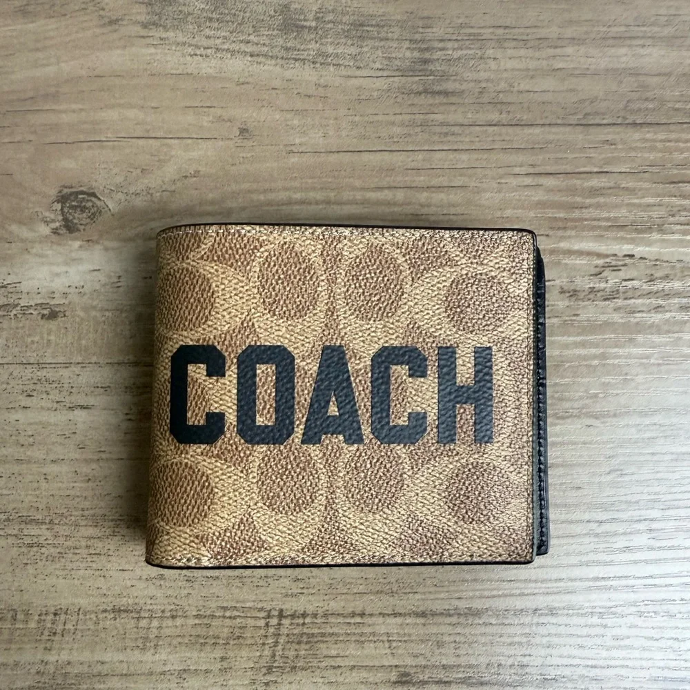 NWT Coach man’s 3 In 1 Wallet In Signature Canvas With  Graphic Tan Black CP280